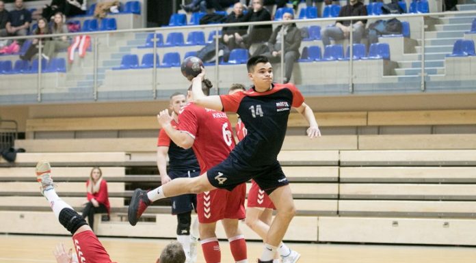 Ręczna: Wyjazdowa wygrana MOSiR z Vive II Kielce