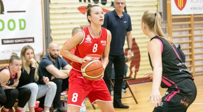 Koszykówka: Minimalna przegrana w Piekarach Śląskich