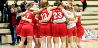Koszykówka 2 liga: Tytuł wicemistrza dla Bochni! To nie koniec sezonu