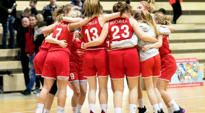 Koszykówka 2 liga: Tytuł wicemistrza dla Bochni! To nie koniec sezonu