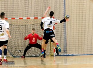 Ręczna: MOSiR Bochnia – AZS UJK Społem Kielce 26:27