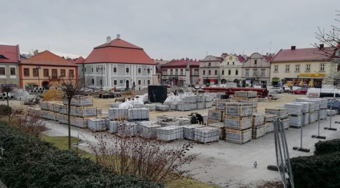 O rewitalizacji na sesji. Pytania głównie o „Rynek OD-NOWA” i tężnię