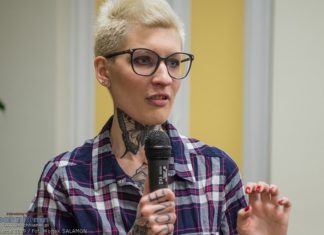 Biblioteka: Spotkanie z Katarzyną Puzyńską – ZDJĘCIA