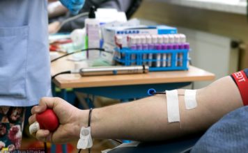 Bochnia. Potrzebne osocze ozdrowieńców dla nauczycielki ze Szkoły Podstawowej nr 2