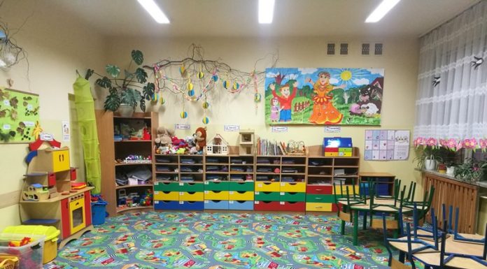 Bochnia. Awaryjna przeprowadzka przedszkola. Rodzice obejrzeli nowe sale: „Nie jest źle!”