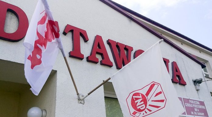 Strajk nauczycieli w Bochni. „Egzaminy się odbędą”