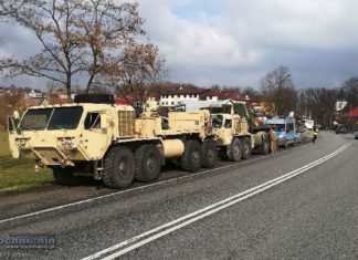Zderzenie wozów bojowych US Army. 2 żołnierzy trafiło do szpitala w Brzesku