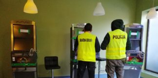 Bochnia. Policja zabezpieczyła 6 automatów do gier