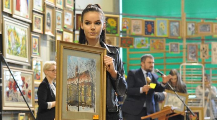 W środę w II LO charytatywna aukcja prac uczestników WTZ Proszówki