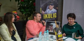 W Bibliotece promowano książkę „Janusz Kulig. Niedokończona historia” – ZDJĘCIA
