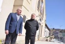 Rewitalizacja. Burmistrz i jego zastępca skomentowali decyzję o wstrzymaniu prac