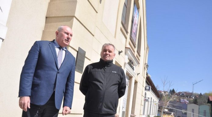 Rewitalizacja. Burmistrz i jego zastępca skomentowali decyzję o wstrzymaniu prac