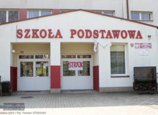 Szkoła Podstawowa Nr 4 w Bochni jednak strajkuje! Lekcji nie ma