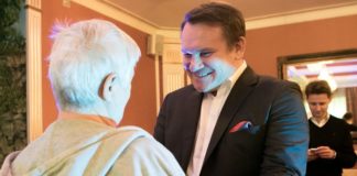 Eurowybory. Poseł PiS Dominik Tarczyński odwiedził Bochnię