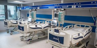 Małopolskie: zajętych jest 1616 łóżek covidowych, prawie dwukrotnie więcej niż rok temu