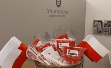 Święto Flagi RP: Przyjdź po flagę do starostwa