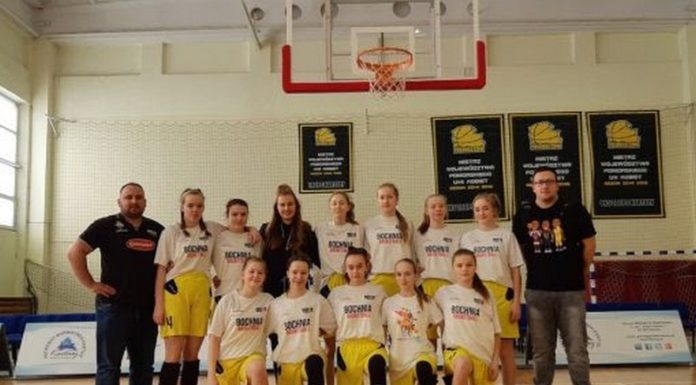 Koszykówka. Porażka kadetek MOSiR-u w ćwierćfinałach mistrzostw Polski