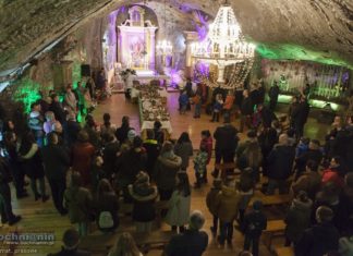 Święcenie pokarmów w Kopalni Soli Bochnia