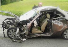 Dachowanie w Żegocinie. To cud, że kierowca wyszedł z tego cało! – ZDJĘCIA