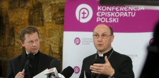 List biskupów dotyczący pedofilii odczytywany był w kościołach. „Nie uczyniliśmy wszystkiego, aby zapobiec krzywdom”