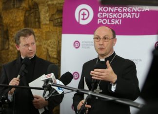 List biskupów dotyczący pedofilii odczytywany był w kościołach. „Nie uczyniliśmy wszystkiego, aby zapobiec krzywdom”