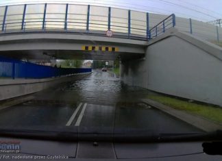 Oberwanie chmury nad Bochnią. Zalane przejazdy pod wiaduktami
