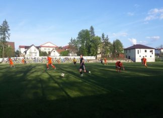 Piłka nożna: 3 punkty BKS z dedykacją dla Maćka