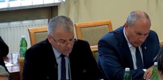 Robert Cerazy odpowiada radnemu. Też ma dla niego cytat