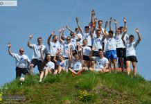 Pobiegli w sztafecie z Bochni do Pierzchowa