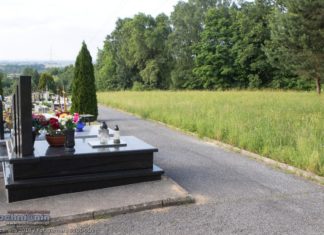 Cmentarz na Łychowie. Coraz więcej grobów, potrzebne nowe alejki