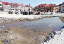 Na sesji o rewitalizacji. Był wniosek o specjalną komisję, ale radni go odrzucili