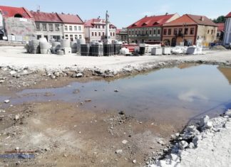 Na sesji o rewitalizacji. Był wniosek o specjalną komisję, ale radni go odrzucili