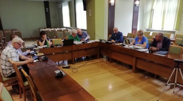 Czy burmistrz Bochni otrzyma absolutorium? Brak rekomendacji komisji rewizyjnej