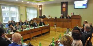 Trwa sesja rady miasta Bochnia – relacja NA ŻYWO
