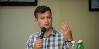 Biblioteka: Spotkanie z Jakubem Małeckim – ZDJĘCIA