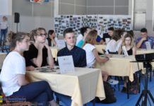 Rywalizowali w turnieju wiedzy o powiecie – WYNIKI i ZDJĘCIA