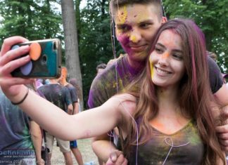 Wspaniałe Święto Kolorów na Uzborni! – ZDJĘCIA, WIDEO