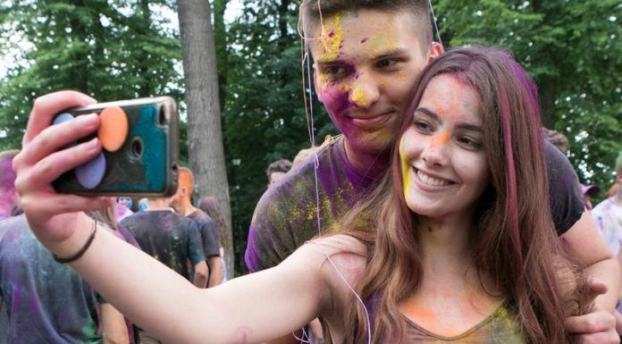 Wspaniałe Święto Kolorów na Uzborni! – ZDJĘCIA, WIDEO