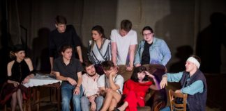 Teatr Artystokracki: Owacja na stojąco za „Bigos artystyczny…” – ZDJĘCIA