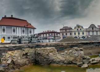 Rewitalizacja. Jest opinia rzeczoznawcy. Przeszklenia na Rynku raczej nie będzie