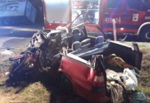 Czołowe zderzenie z tirem. Poważny wypadek w Domosławicach – ZDJĘCIA, WIDEO