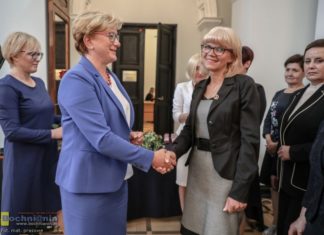 Dwie pielęgniarki ze szpitala w Bochni zostały wyróżnione przez ministra zdrowia