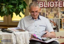 Kazimierz Musiał promował w Bibliotece swój nowy tomik poezji – ZDJĘCIA