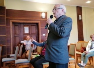 Gorzkie słowa dyrektora szkoły muzycznej do burmistrza – WIDEO