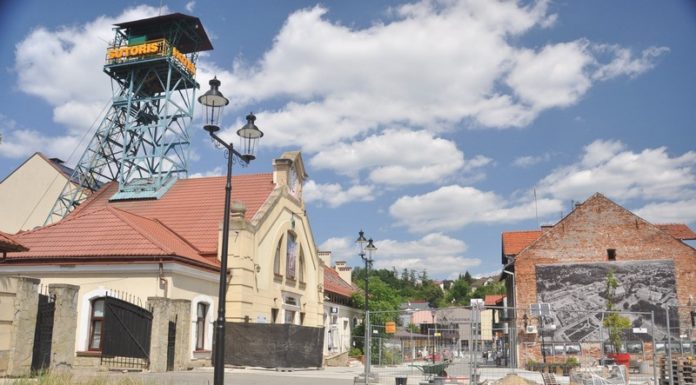 Rewitalizacja. Nowe latarnie na ul. Solnej i ul. Sutoris – ZDJĘCIA