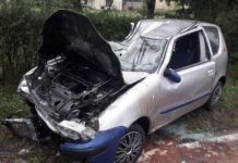 Dachowanie w Łapanowie. 93-letni kierowca cudem wyszedł z tego cało – ZDJĘCIA