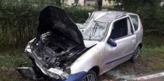 Dachowanie w Łapanowie. 93-letni kierowca cudem wyszedł z tego cało – ZDJĘCIA