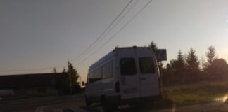 Mandat dla kierowcy busa po sygnale od mieszkańca