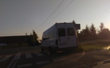 Mandat dla kierowcy busa po sygnale od mieszkańca