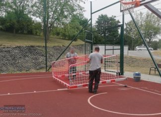 Os. Jana. Koniec absurdu. Zdemontowano bramki stojące na boisku do kosza